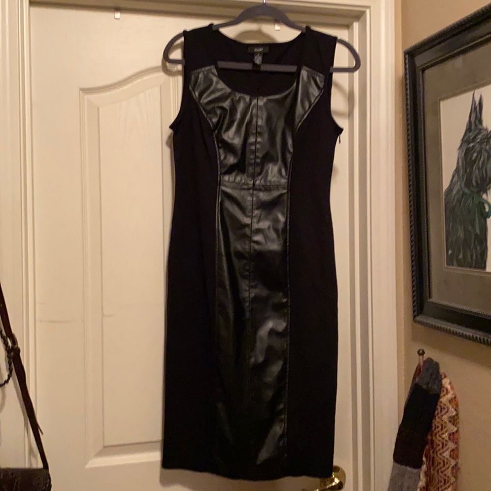 Alfa I size 6 black dress